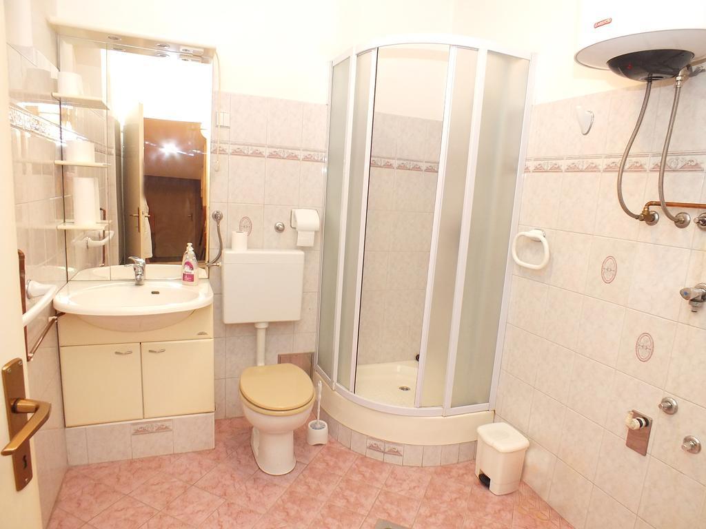 Biba Rooms 카를로바츠 외부 사진